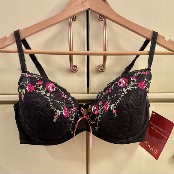 Vintage 38C Vogue Dessous black bra - Picture 3 of 11